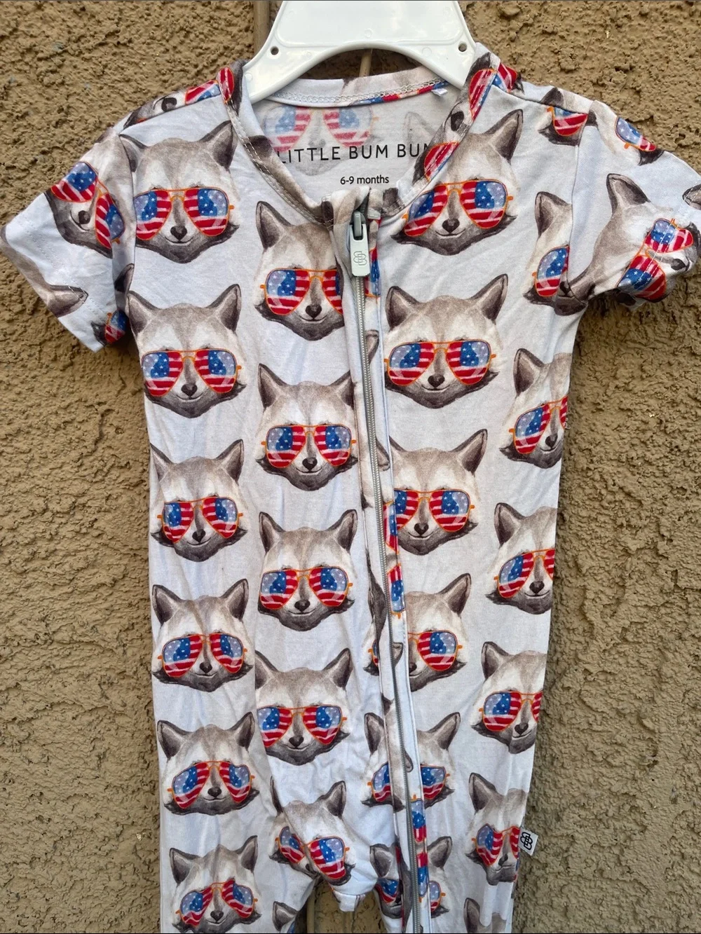 Little Bum Bums Cream Kids One-Piece with American Flag Cat Print Sz 6/9M